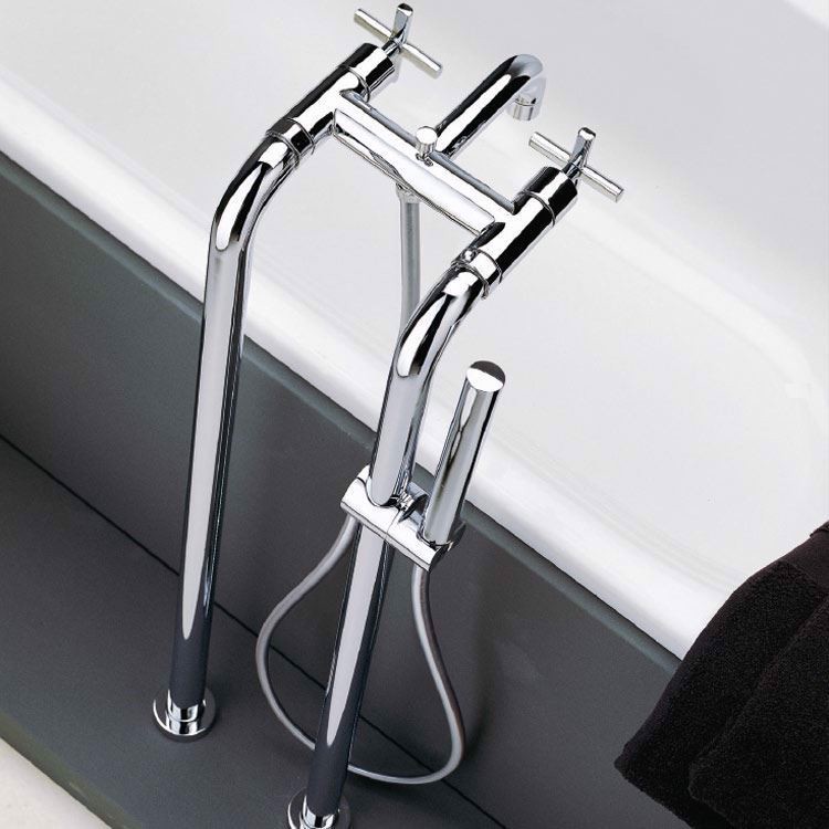 Gruppo vasca esterno su colonne X-change Treemme