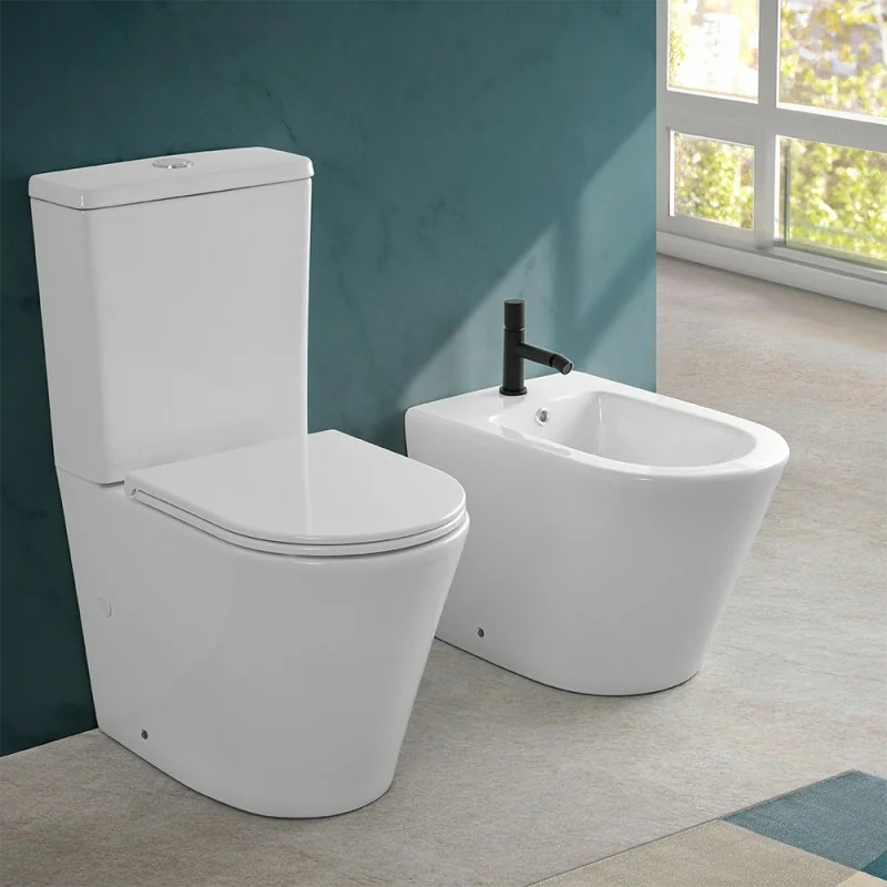 Sanitari filomuro monoblocco senza brida con scarico universale Klan